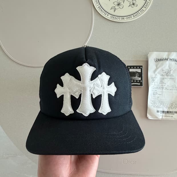 크롬하츠 세메터리 트러커햇