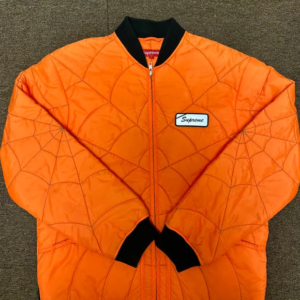 SS19 슈프림 오렌지 스파이더 쾰티드 자켓