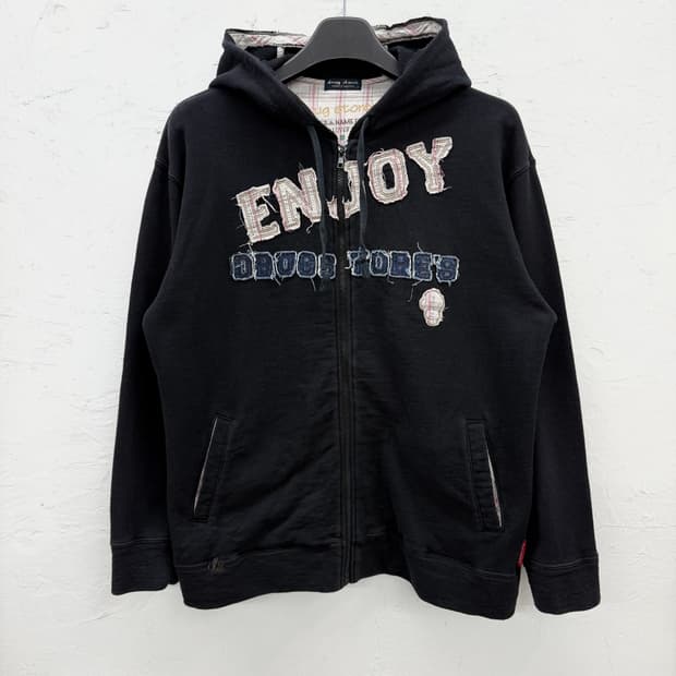 드럭스토어 아플리케 후드집업