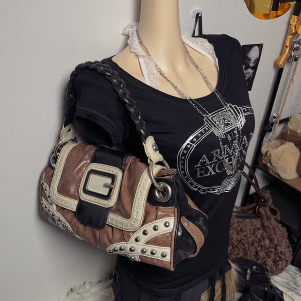 Guess 빈티지 가방 숄더백 스터드