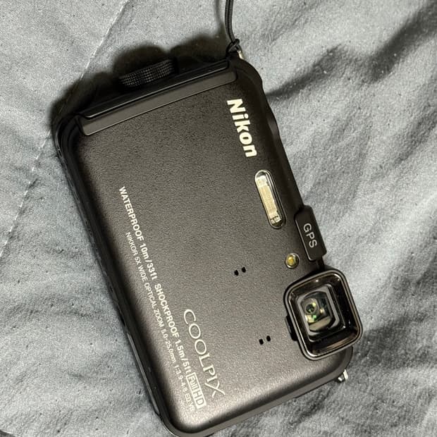 니콘 쿨픽스 aw100