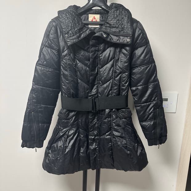 르꼬끄여성   허리밴딩  패딩자켓 S사이즈