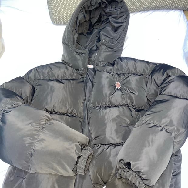 베이프 패딩 팝니다