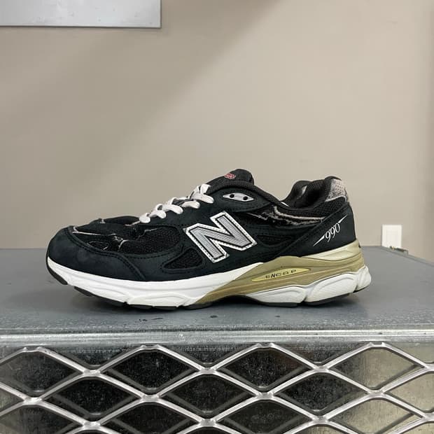 뉴발란스 990v3 255