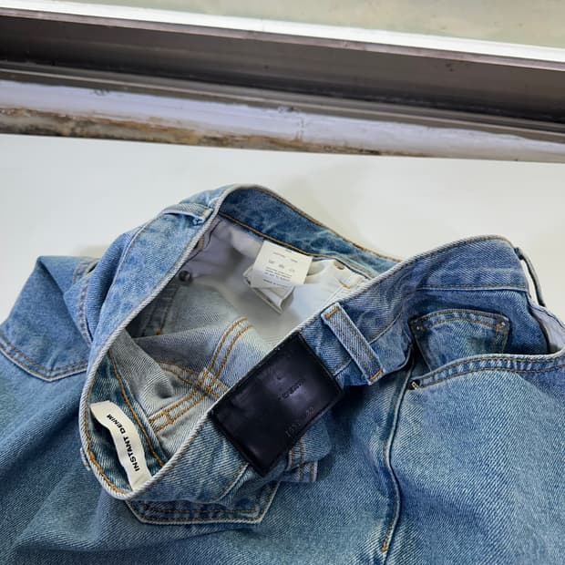 32 M-L 브랜디드 인스턴트데님 레귤러핏 연청워시드 데님팬츠