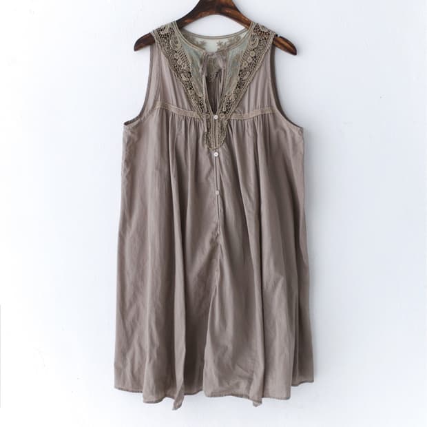 lace sleeveless one-piece