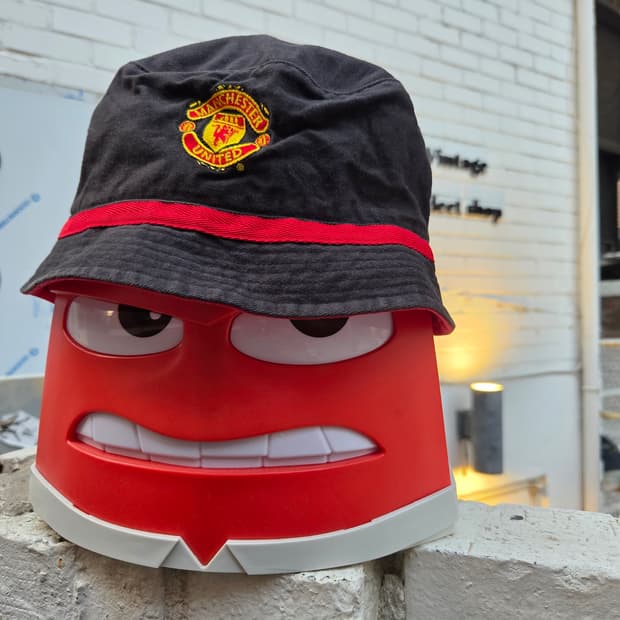 00's 나이키 맨체스터 유나이티드 리버시블 버킷햇