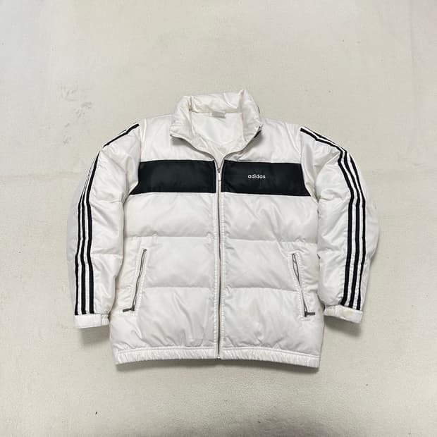 아디다스 00‘s 패딩