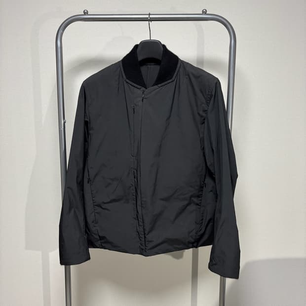 50) 테아토라 봄버 블루종