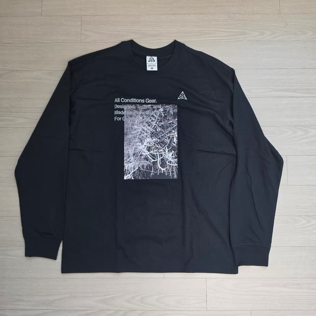 나이키 ACG 롱슬리브 블랙