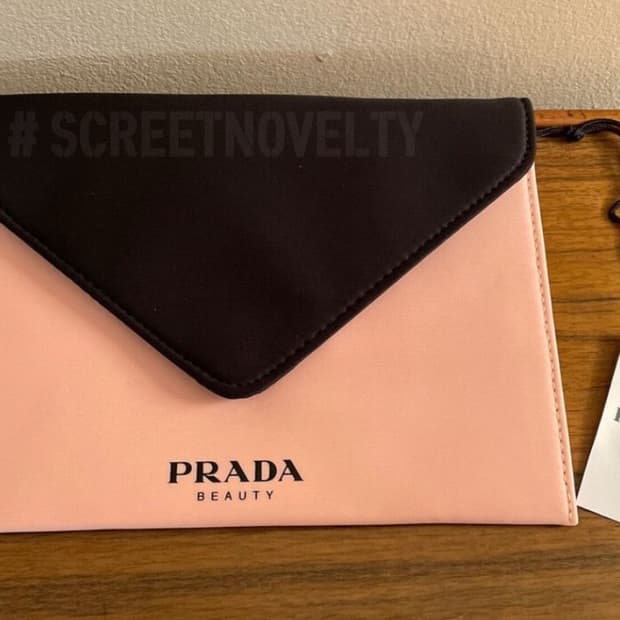  프라다뷰티 클러치 핸드 파우치 핑크&블랙 