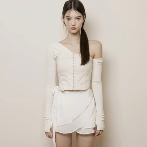 낫유어로즈 모니카탑 s