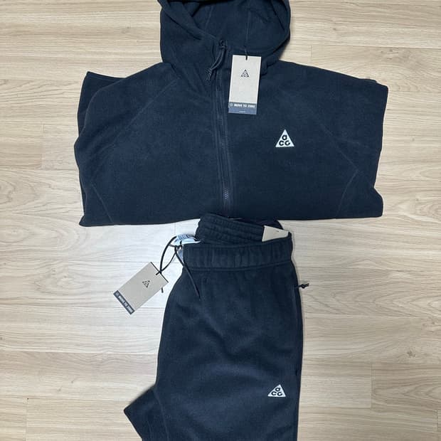 [일괄판매] 나이키 ACG 폴라텍 울프트리 상하의 세트 새제품