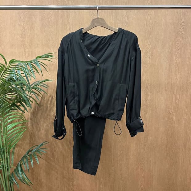 3.1 필립림 스카프 자켓 밑단 스트링 커프 스트랩 디테일 블랙