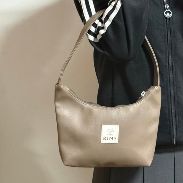 EMIS 이미스 숄더백