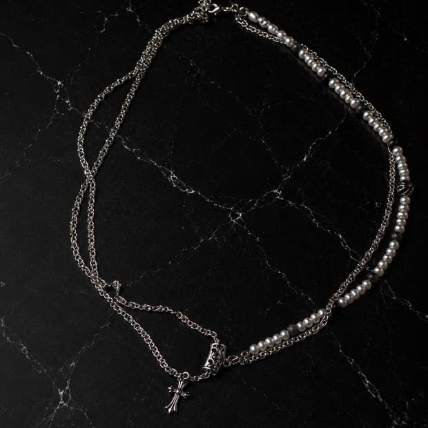 THISTLE – Pearl Cross Layered Necklace
