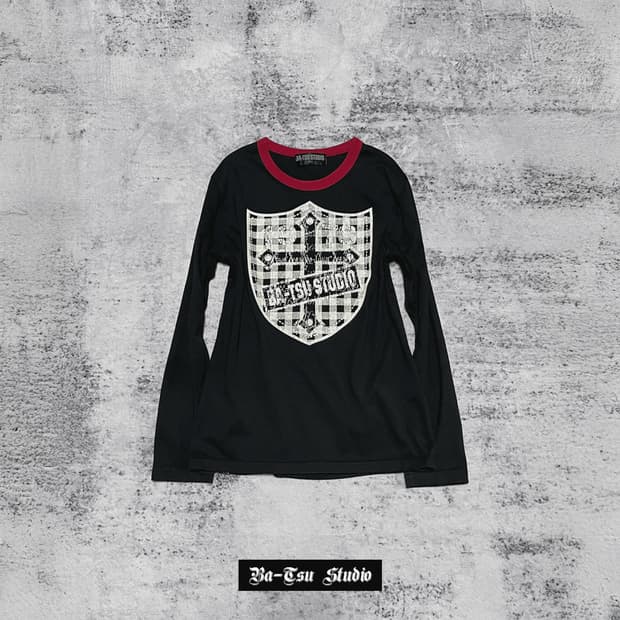 (Ba-Tsu Studio) 00s cross graphic t 