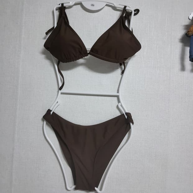 새상품 초코브라운 섹시 스트랩 비키니 투피스 수영복 s