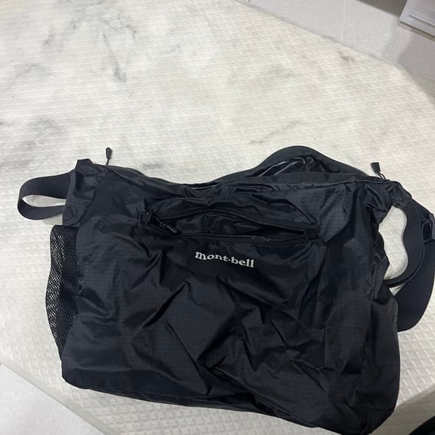 몽벨 포켓터블 라이트 숄더백 크로스백 M 블랙