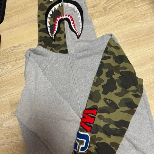 베이프 후드집업 xxl 판매합니다 