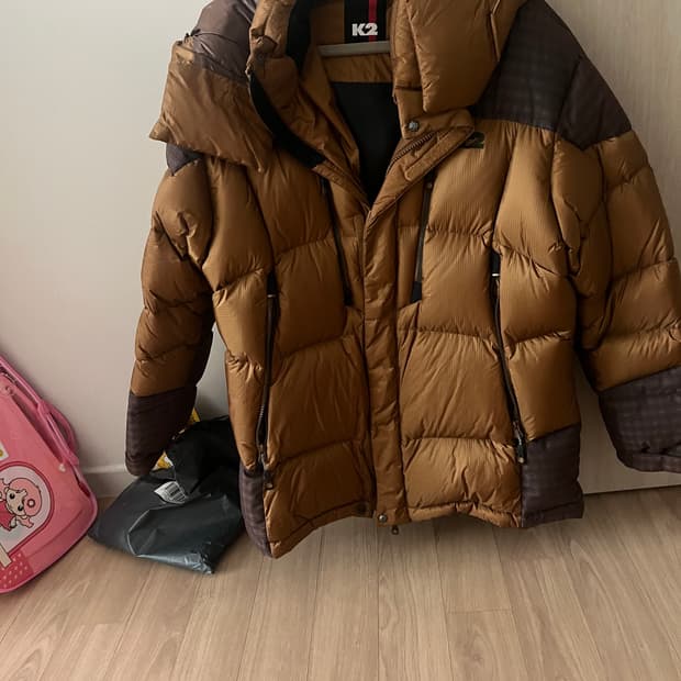 K2 브라운 패딩 정가 50만원대