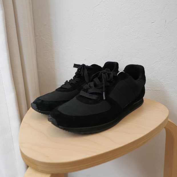 마가렛호웰 스니커즈