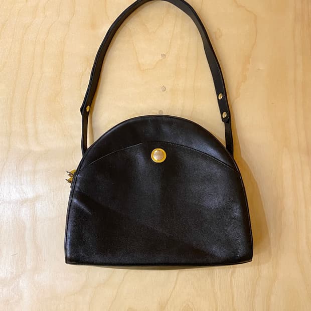 LANVIN half moon bag 랑방 하프문 숄더백