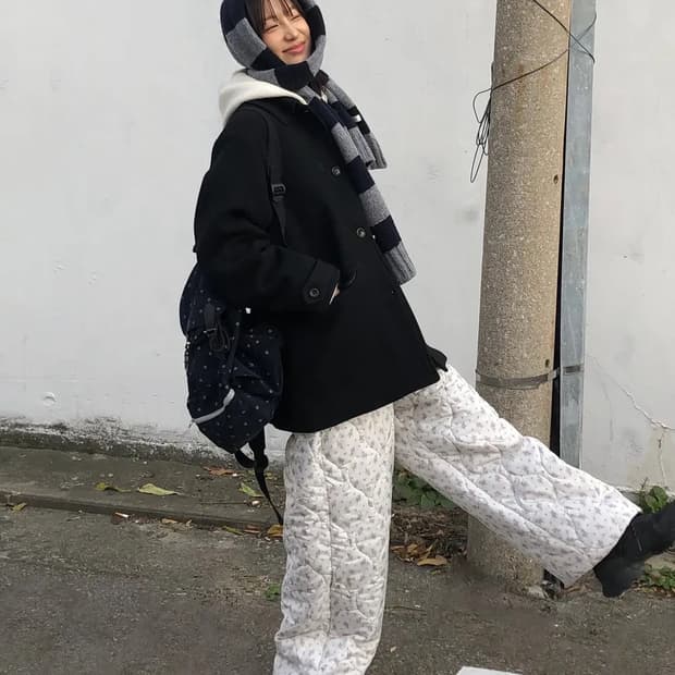 오헤시오 체크 하프 울 코트 블랙