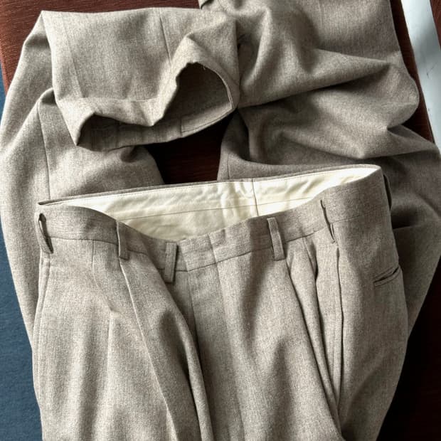 Tweed design 2 tuck wide straight slacks