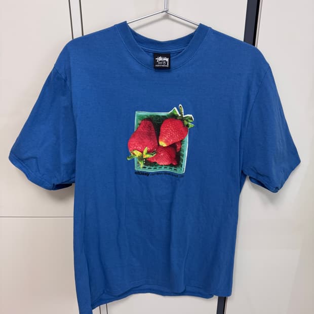 STUSSY 스트로베리 반팔 티셔츠 M사이즈