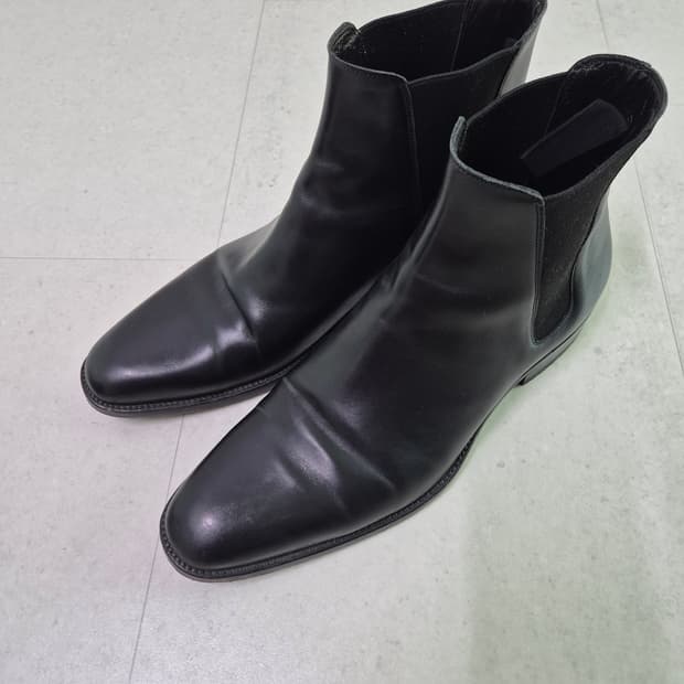 생로랑 레더 첼시부츠 42