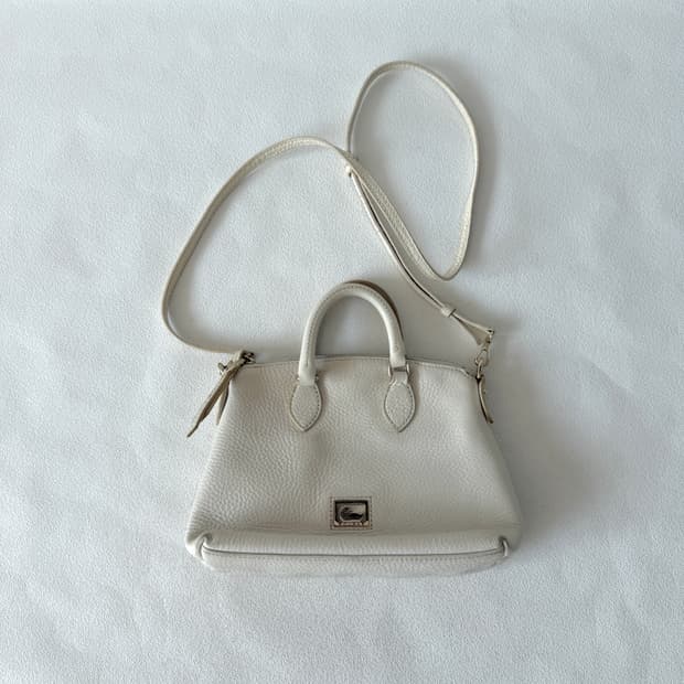 두니앤버크(Dooney & Bourke) 레더 토트 크로스백