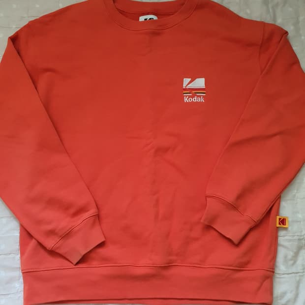 코닥 Kodak 레인보우 자수 로고 맨투맨 스웻셔츠 오렌지 S (새제품)