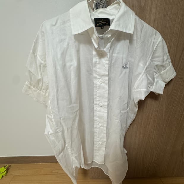 비비안웨스트우드 반팔 셔츠 38size