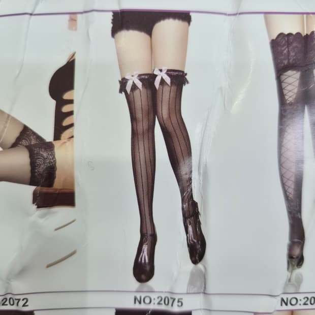 리본 레이스 블랙 스트라이프 니하이 스타킹