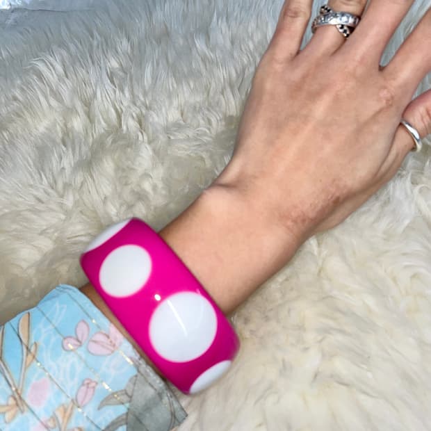 키치 핑크 도트 뱅글