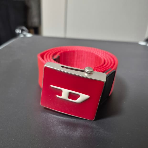 Diesel 디젤 레드 플라크 버클 벨트