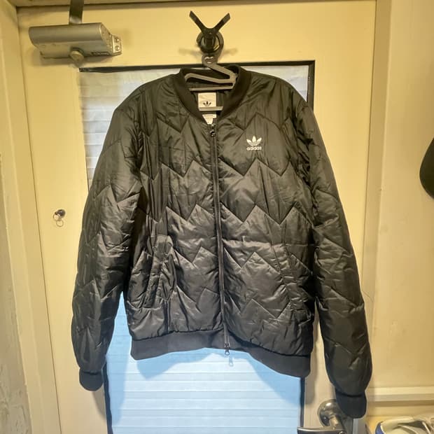 아디다스 점퍼 2xl