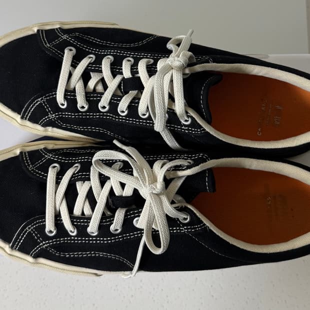 캐치볼 스니커즈 블랙