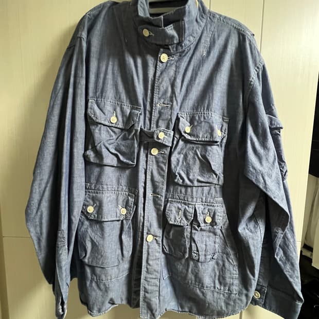 엔지니어드 가먼츠 익스플로러 샴브레이 L