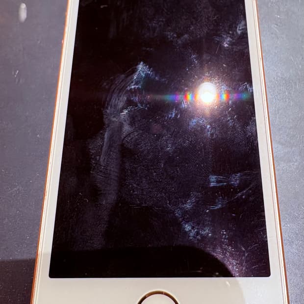 아이폰 se1 로즈골드 64 무음 판매합니다