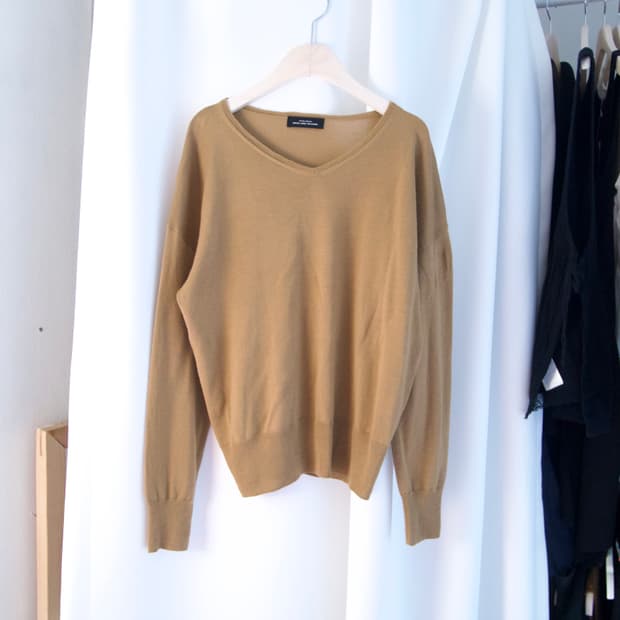 [UNITED ARROWS] v neck basic knit