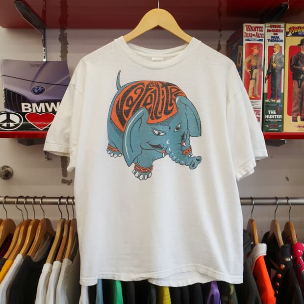 1990's Elephant Art Graphic T-shirt