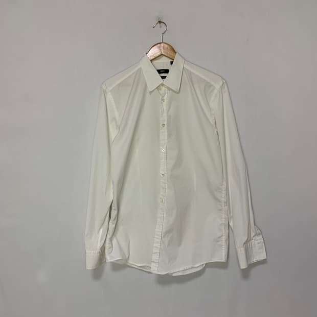 휴고보스 빈티지 아이보리 슬림핏 긴팔 셔츠 41사이즈 남녀공용