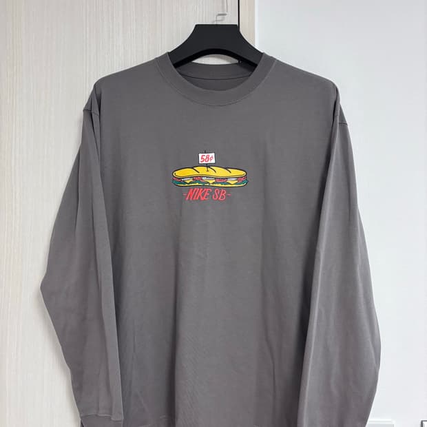 새상품) L 100 나이키 SB 샌드위치 롱슬리브