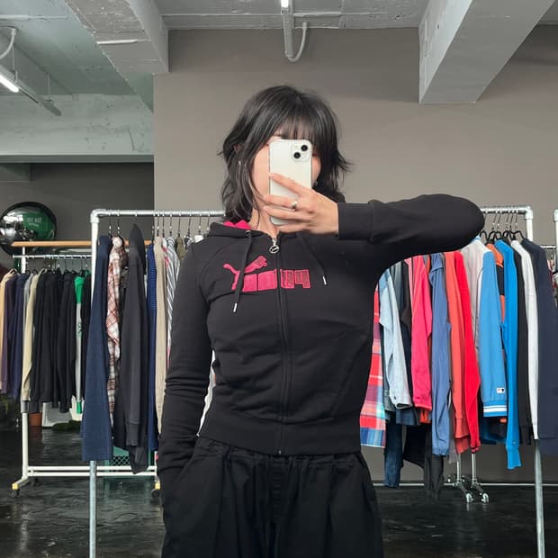 PUMA 블랙 & 핑크 후드집업