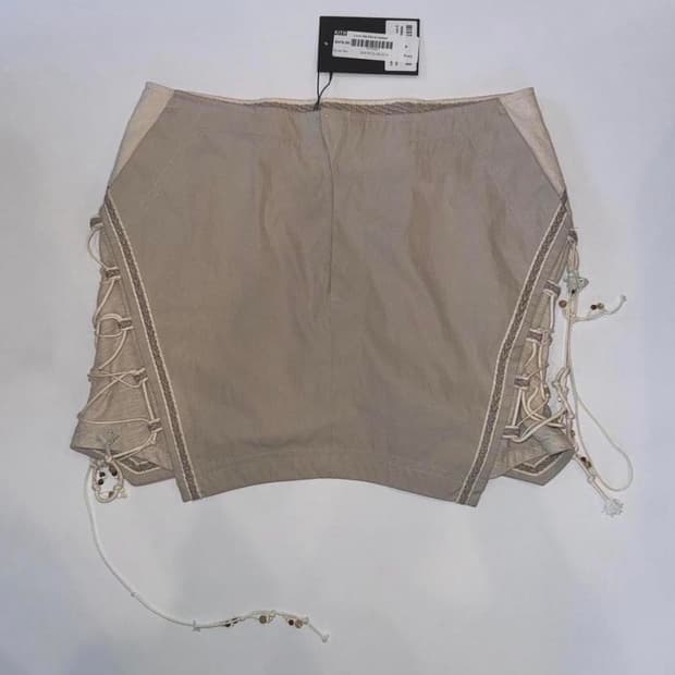 혜인서 laced mini skirt