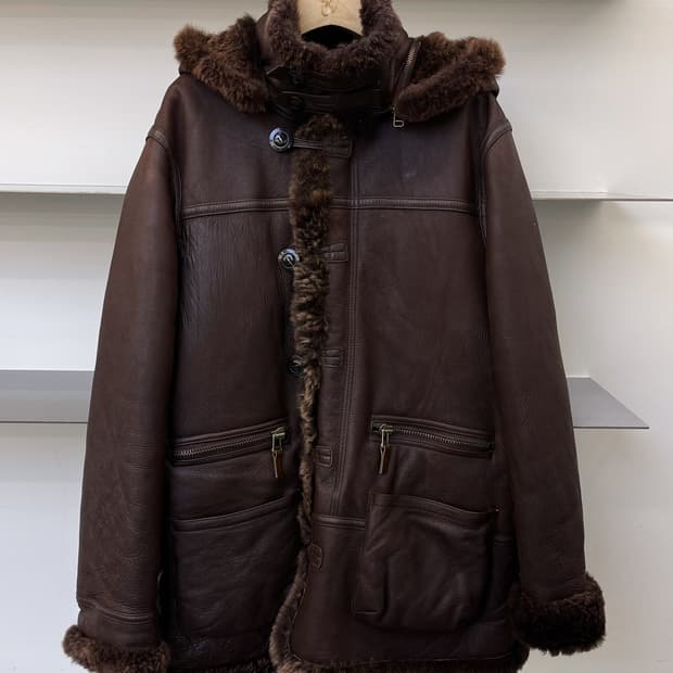 U.S Army U.S.A.F 타입 B-7 플라이트 램스킨 파카