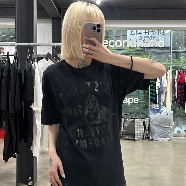 히스테릭 글래머 레이디랜드 프린팅 블랙 반팔 티셔츠