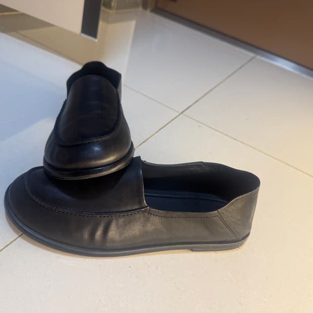 자라 더로우 자로우 가죽로퍼 구두 43사이즈 판매